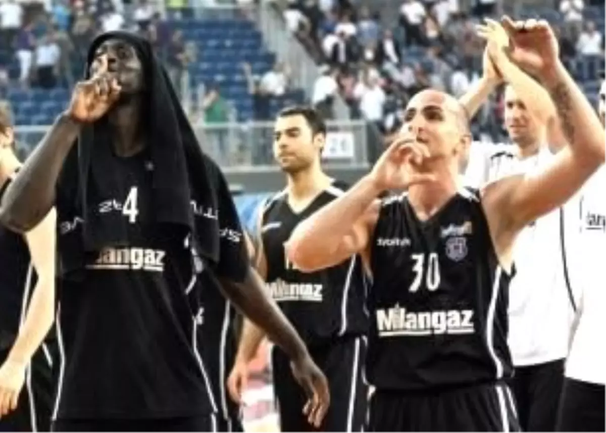 Anadolu Efes - Beşiktaş (1.p.)