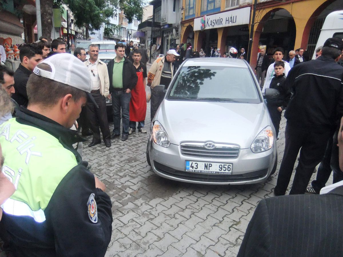 Kütahya'da Trafik Kazası: 1 Yaralı