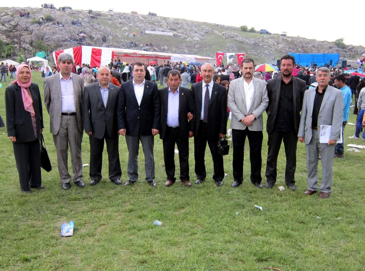 MHP Eskişehir İl Başkan Adayı Ayhan Sezer Çalışmalarını Sürdürüyor