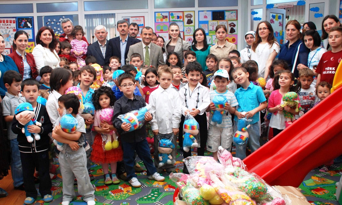 Of'ta Minikler Gönüllerince Eğlendi