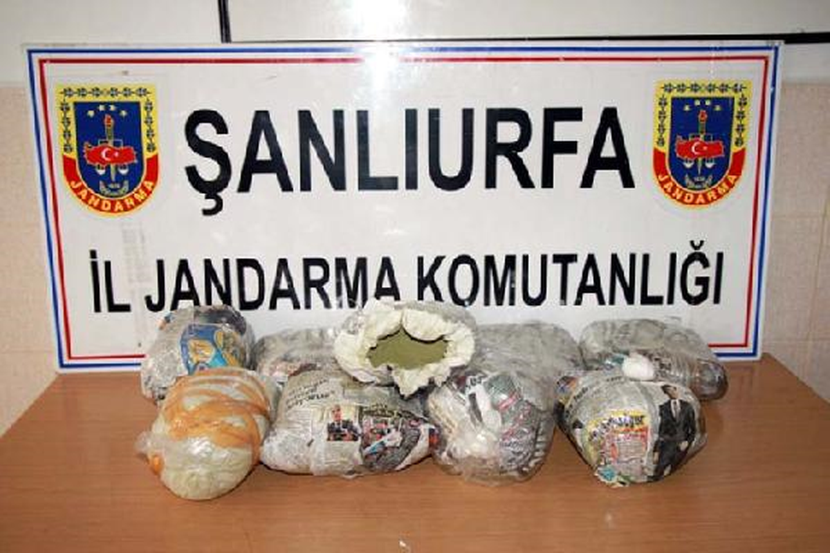 Otobüsle Esrar Sevkıyatına Gözaltı