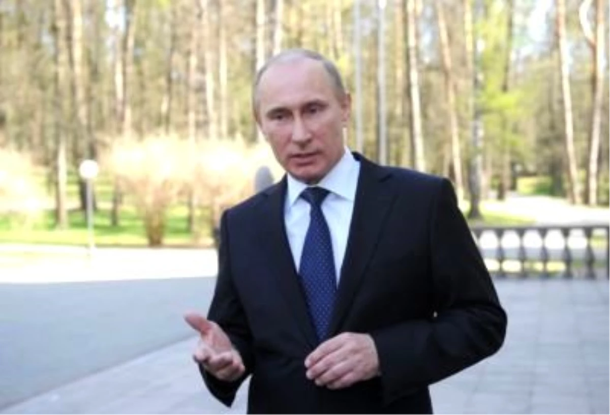 Putin, Rusya Güvenlik Konseyi\'nde Suriye Konusunu Ele Aldı