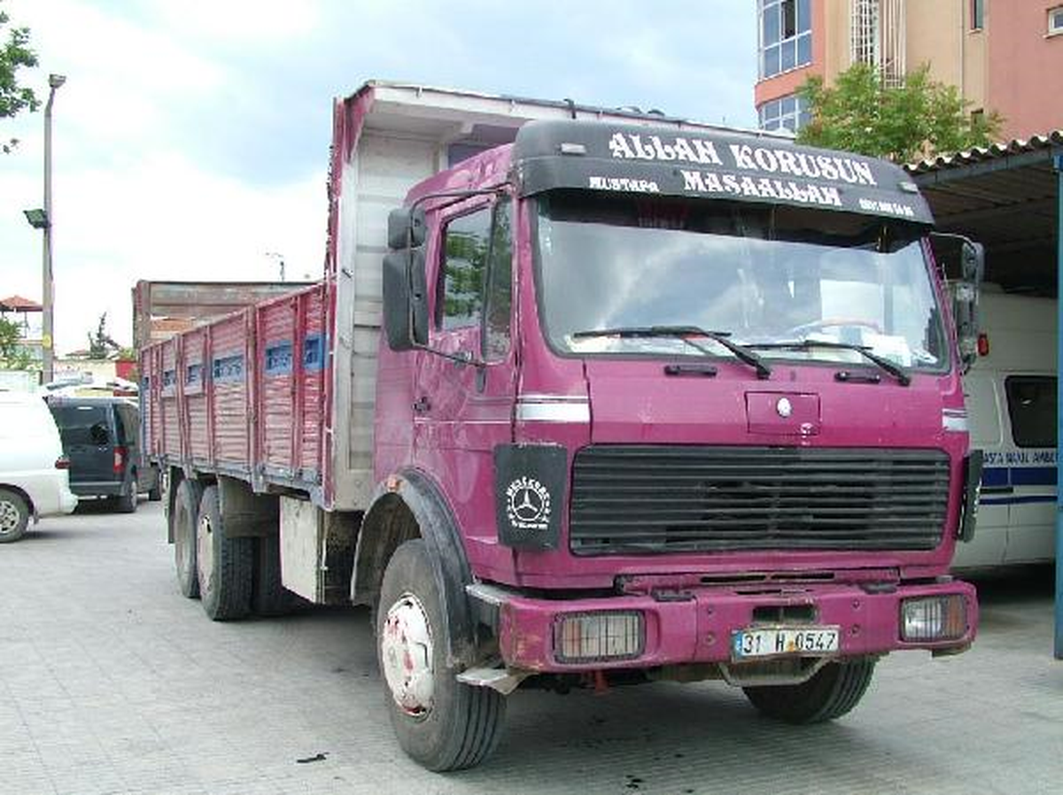 Soğan Yüklü Kamyondan Bakın Ne Çıktı