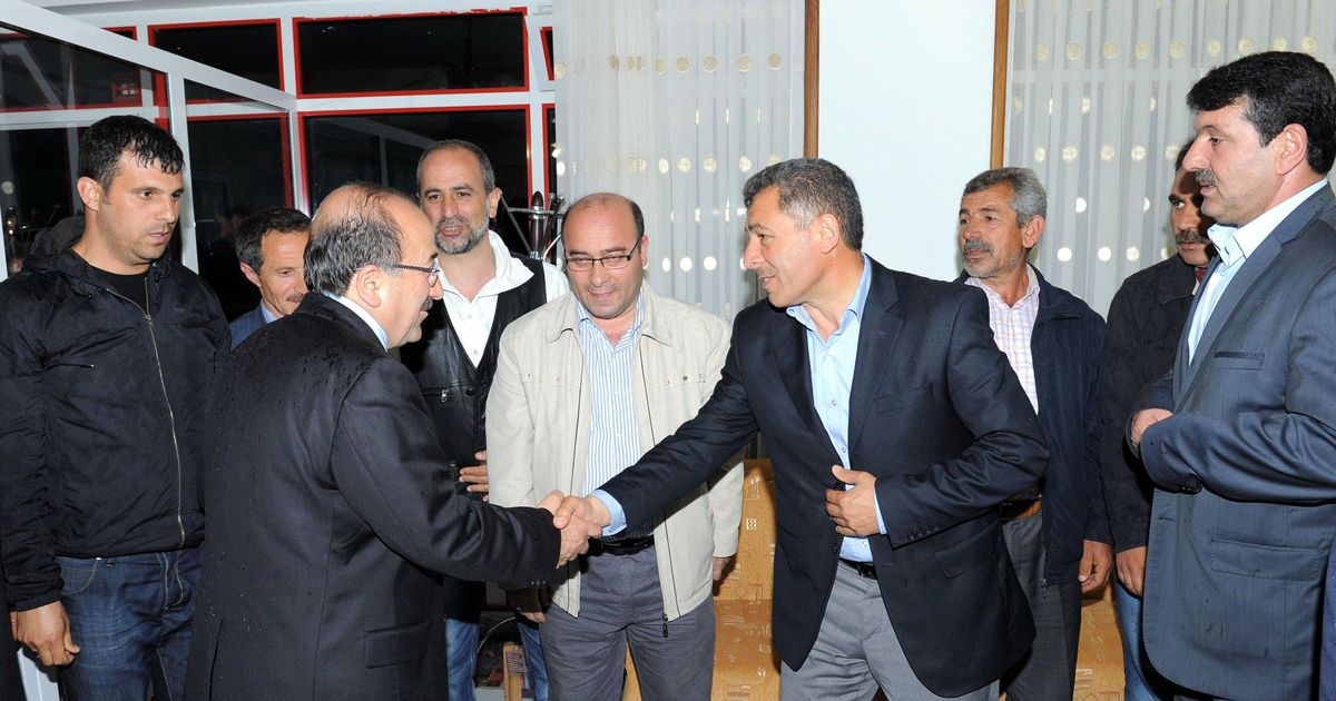 Trabzon Belediye Başkanı Gümrükçüoğlu\'ndan Yeşilova\'ya Ziyaret