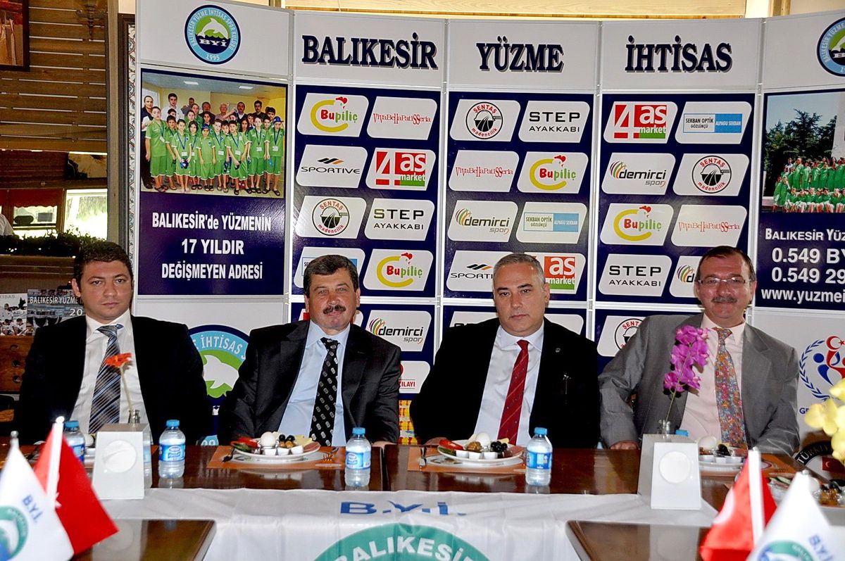 Yüzücülere Diş Taraması
