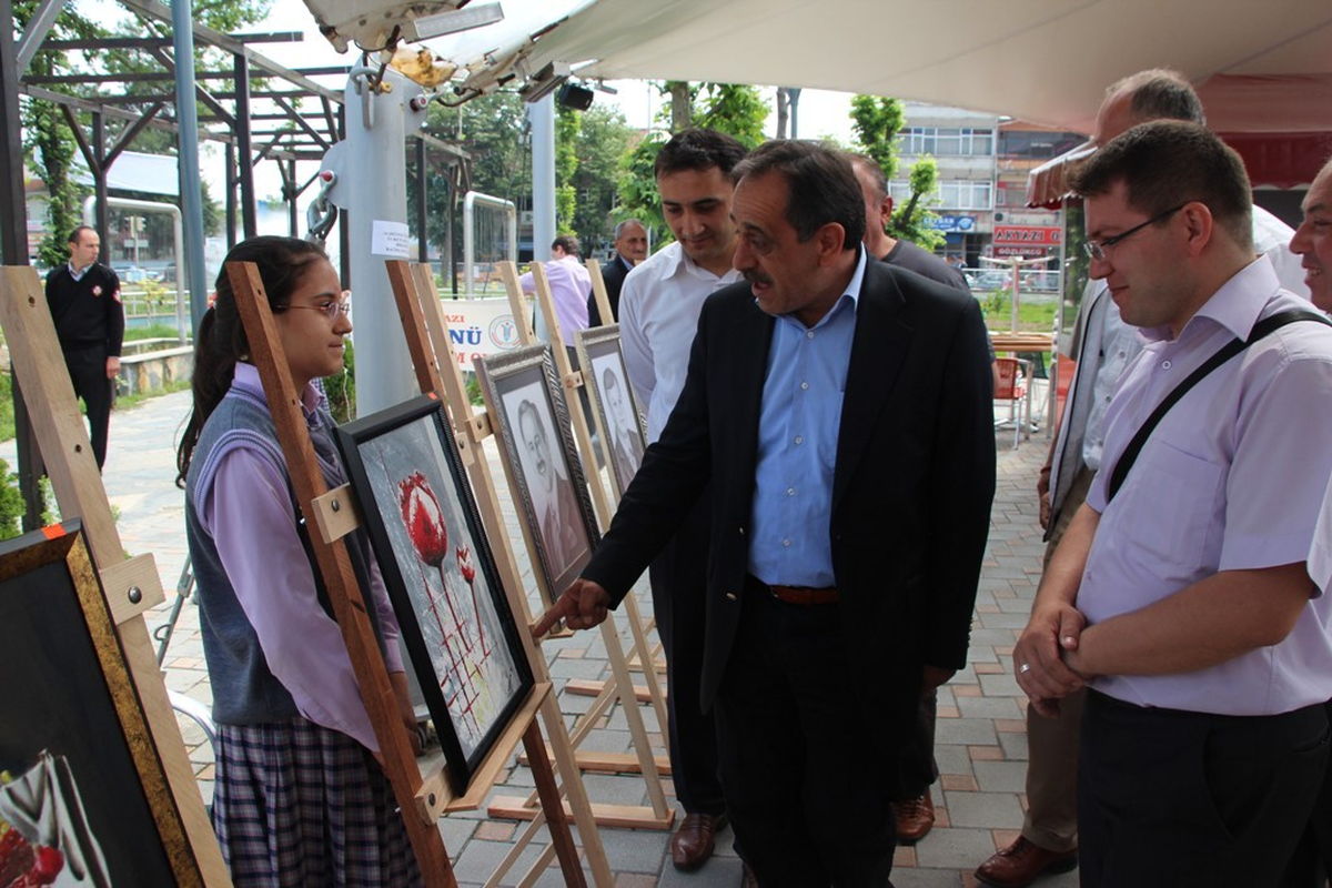 Akyazı\'da Resim Sergisi