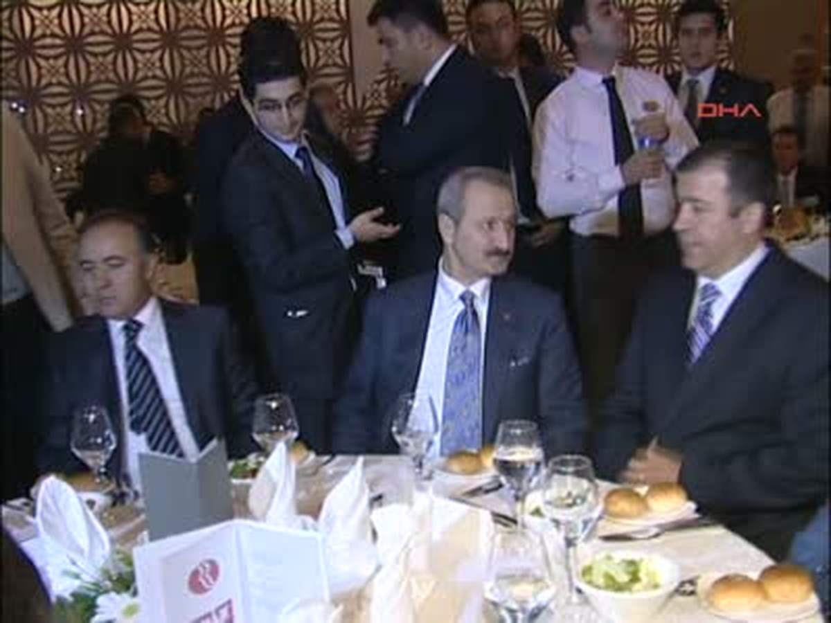 Bakan Çağlayan : Otomobil Sektörü 'Sos' Veriyor