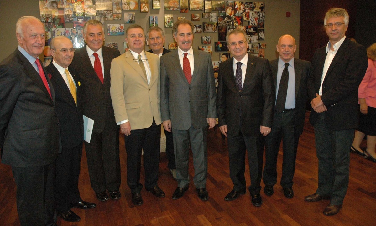 Bakan Günay, Ayasofya ile İlgili Tartışmalara Cevap Verdi