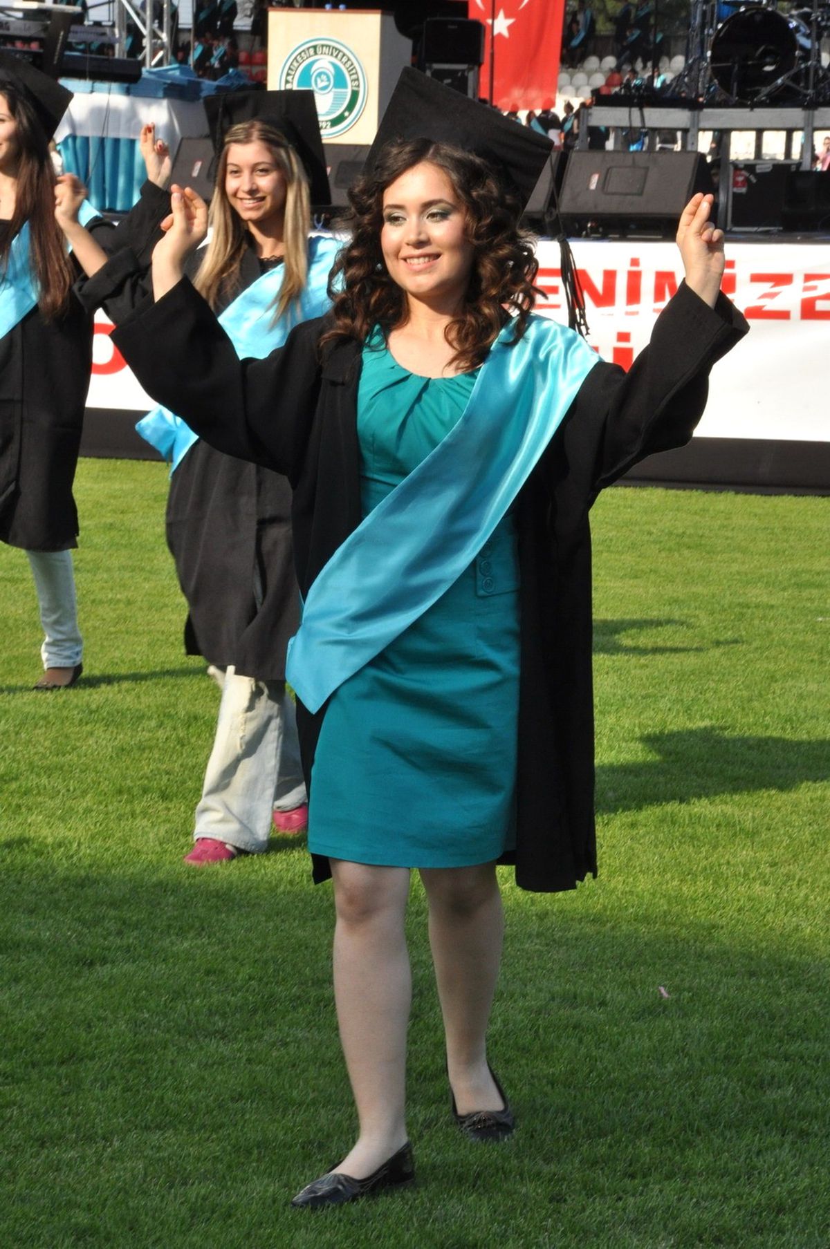 Baü\'de Mezuniyet Coşkusu
