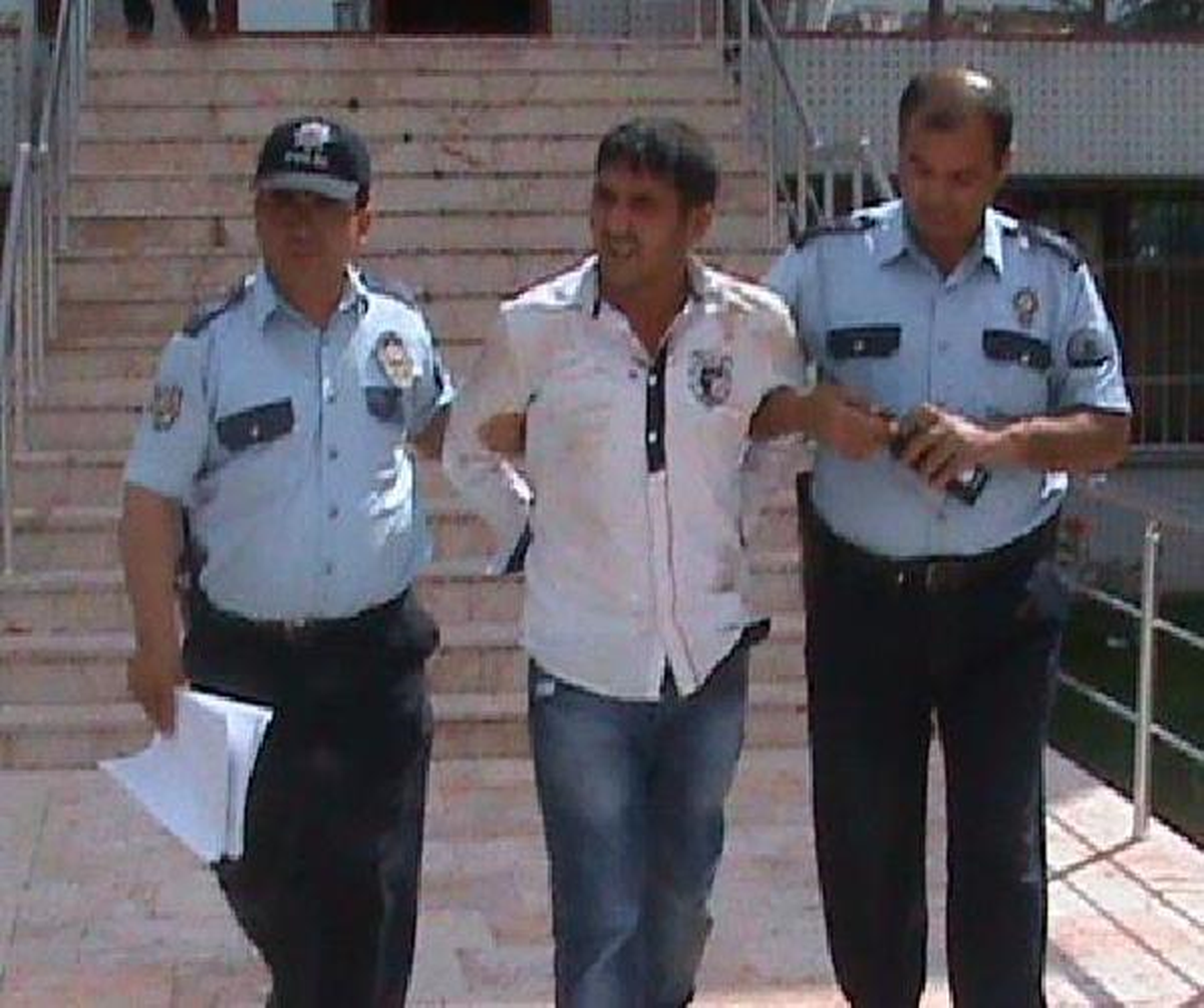 Darıca\'da \'Dur\' İhtarına Uymayan Araç Paniği