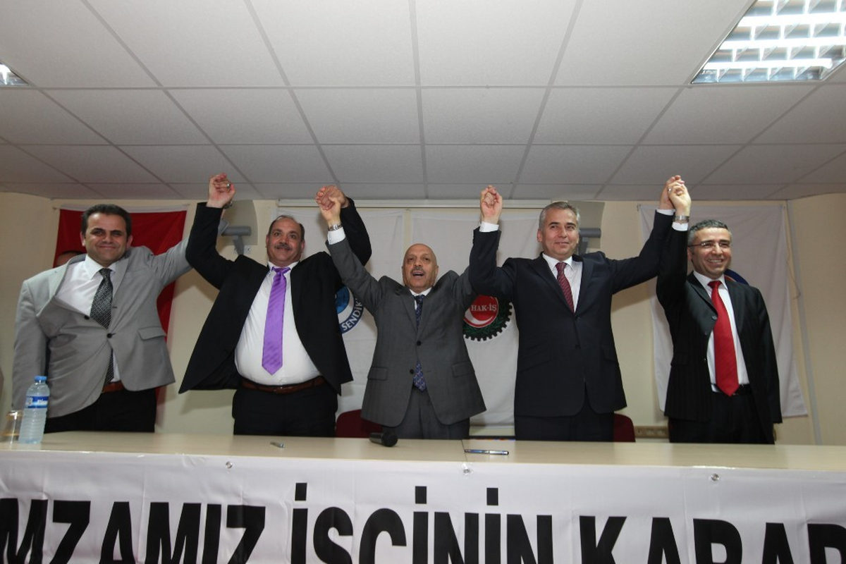 Denizli Belediyesi'nde Toplu Sözleşme Sevinci
