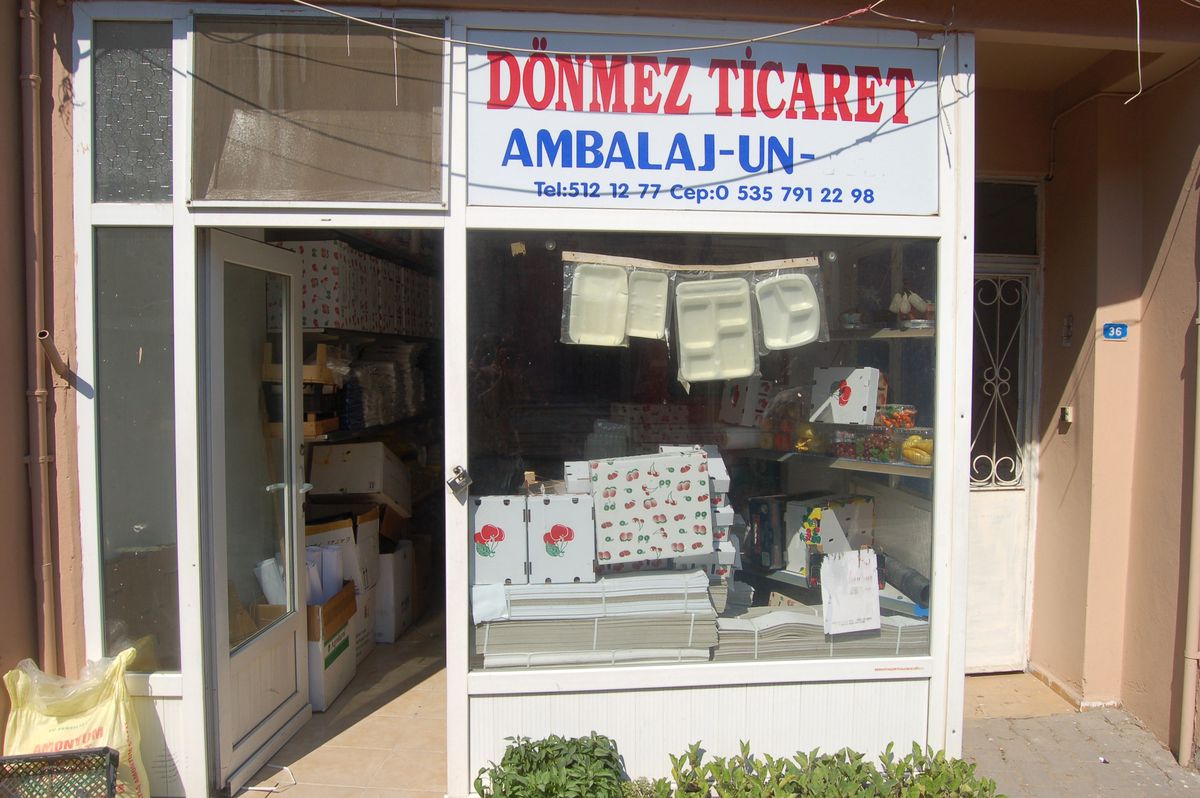 Hırsız Kameraya Yakalandı