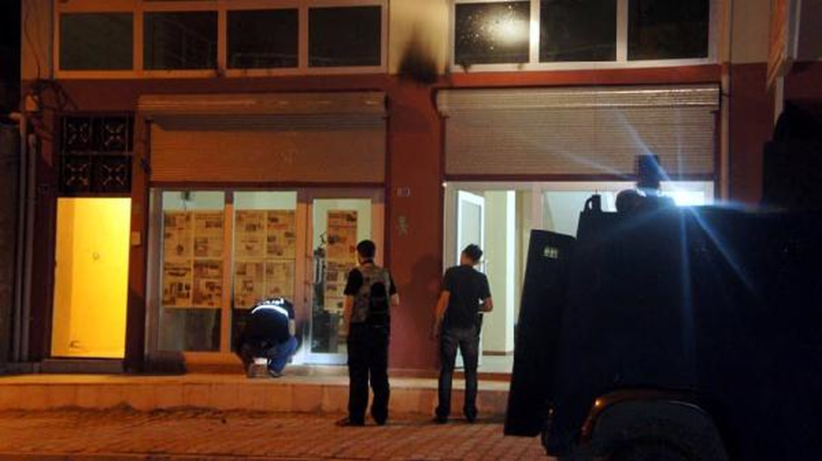 İdil\'de Yerel Gazeteye Molotoflu Saldırı