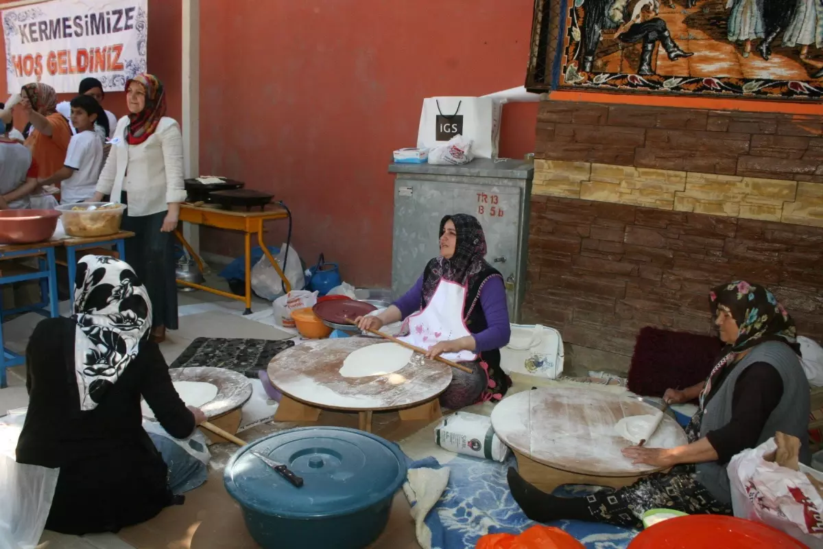İsmetpaşa İlköğretim Okulu Kermesi Yoğun İlgi Gördü