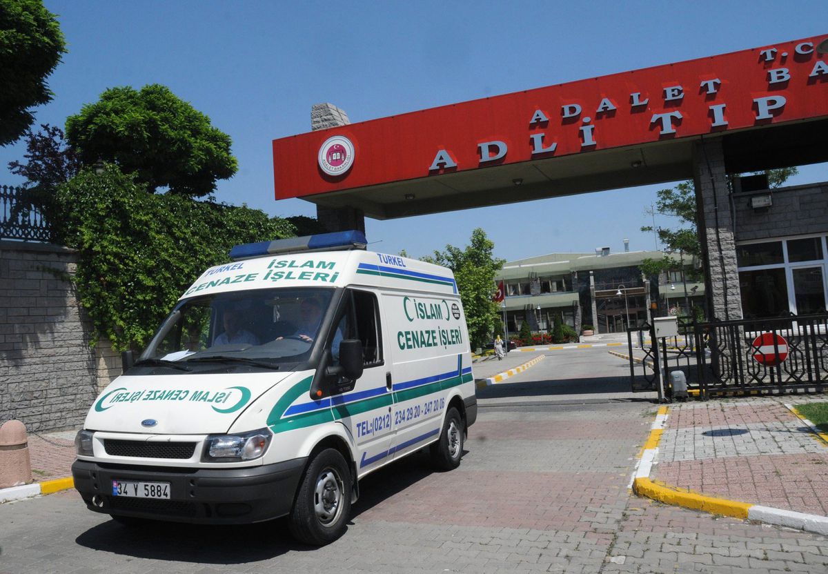 İtalyan Voleybolcunun Cenazesi Adli Tıp'tan Alındı