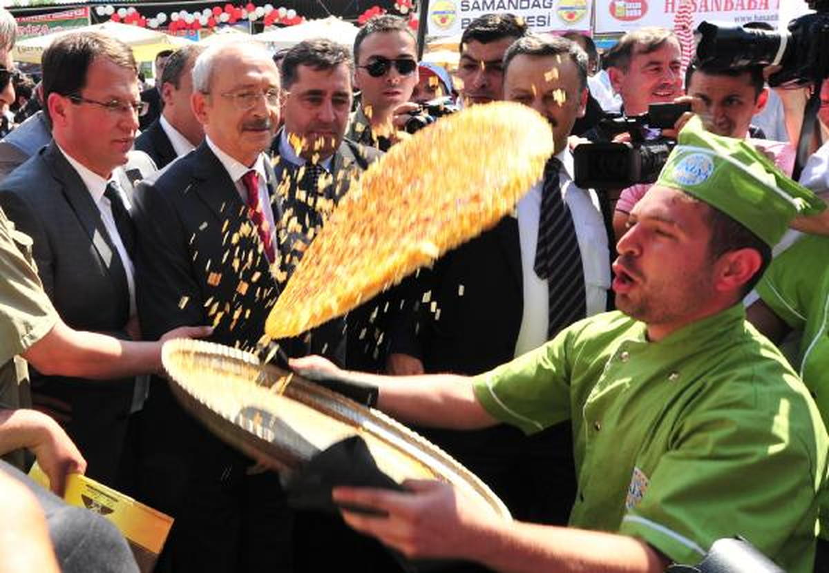 Kılıçdaroğlu, Hatay Mutfağından Kendini Alamadı