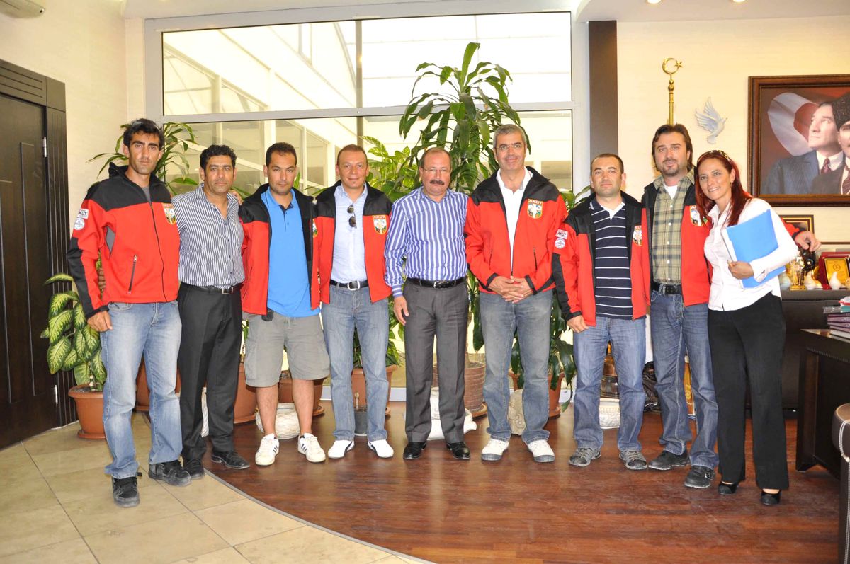 Kuşadası Akut Ekibi'nden Başkan Altungün'e Ziyaret
