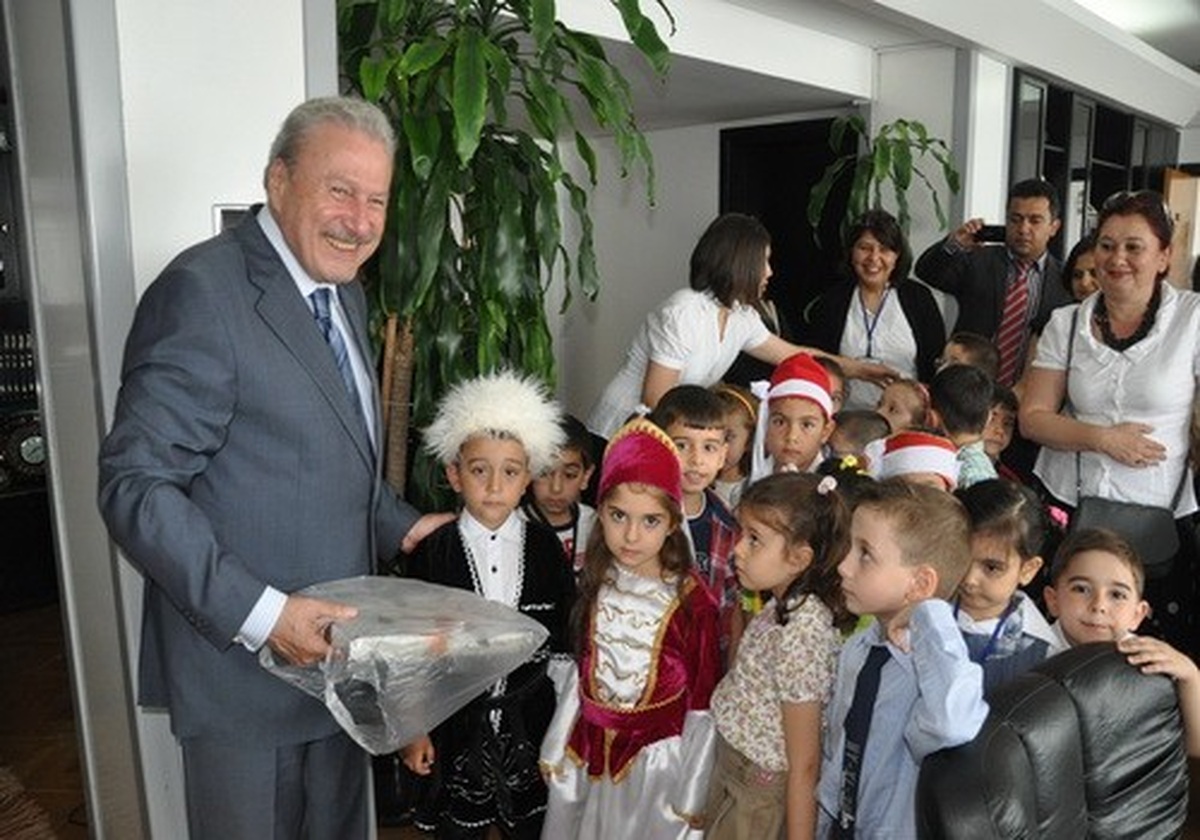 Minik Öğrenciler Başkan Okay'ı Ziyaret Etti