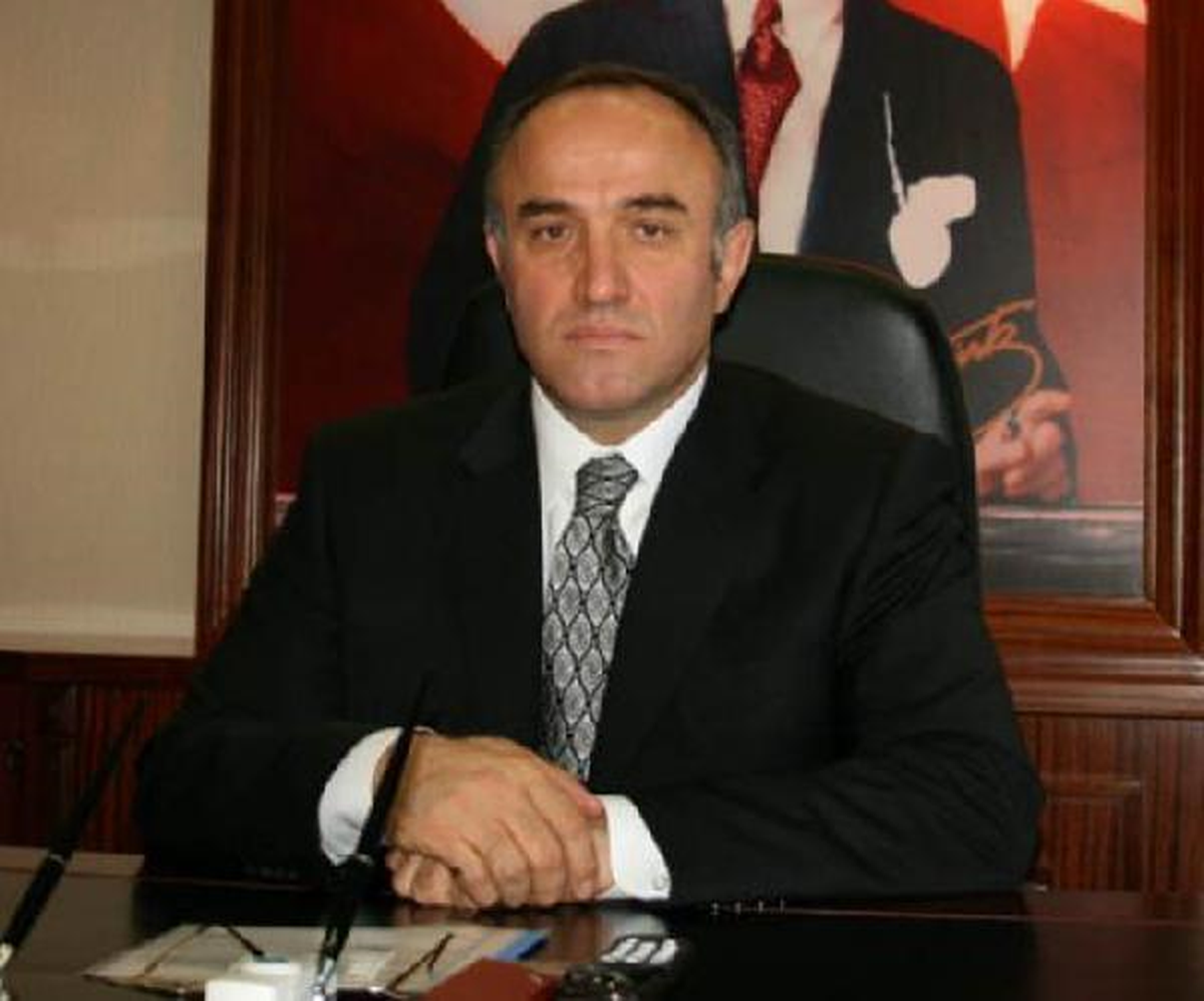 Müsteşarlığa Atanan Vali'ye CHP ve MHP'den 'Ziyaret' Tepkisi