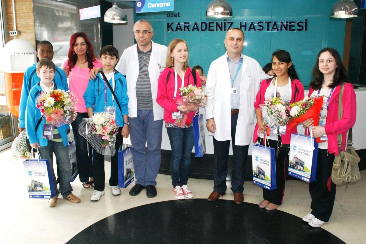 Olimpiyat Çocukları'ndan Özel Karadeniz Hastanesi'ne Ziyaret