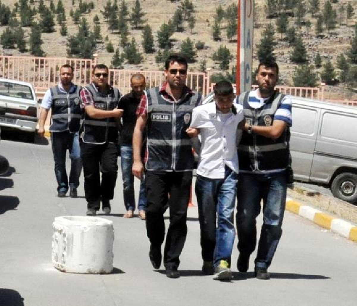 Şanlıurfa\'da Hırsızlık Operasyonu: 3 Gözaltı