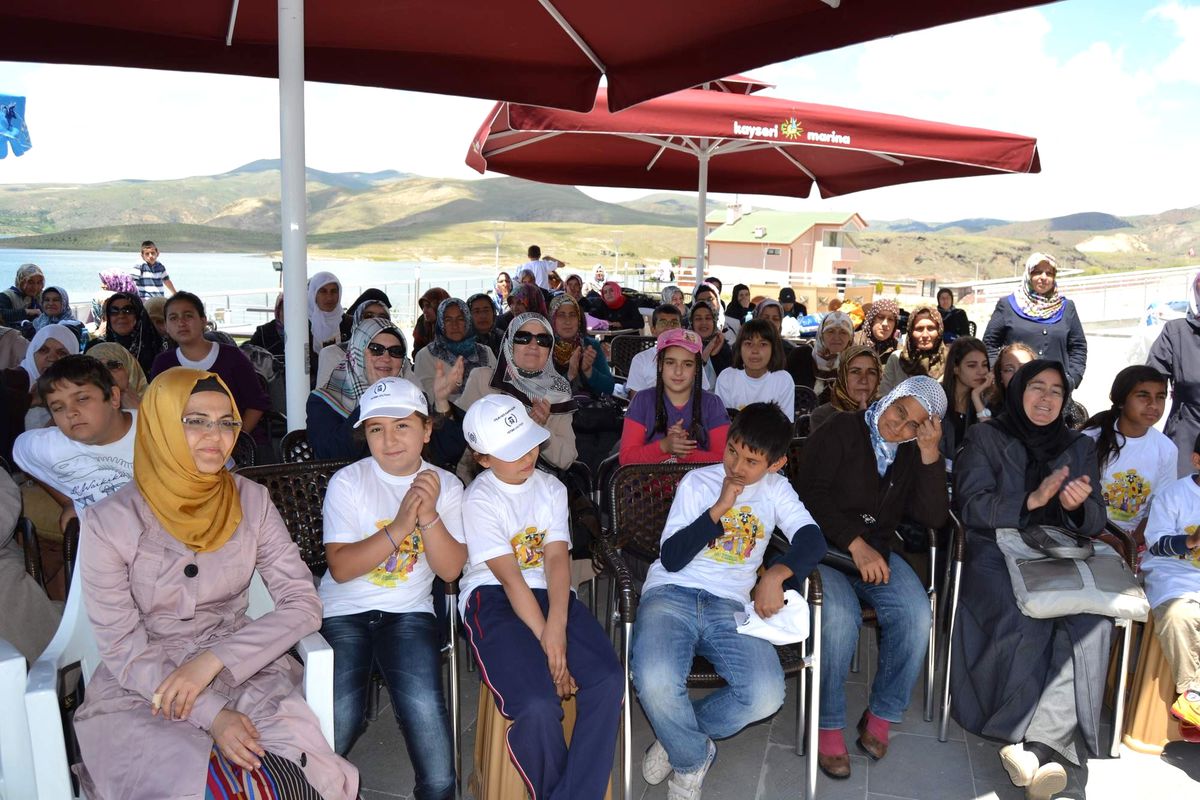 Yetimler 5. Karne Şöleninde Buluştu