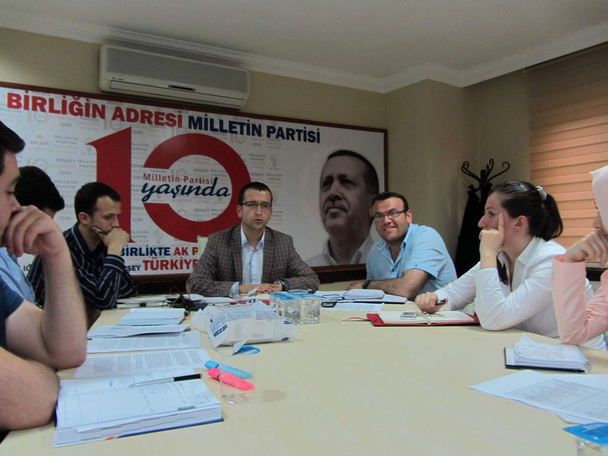 Ak Gençler 28 Haziran'a Hazırlanıyor