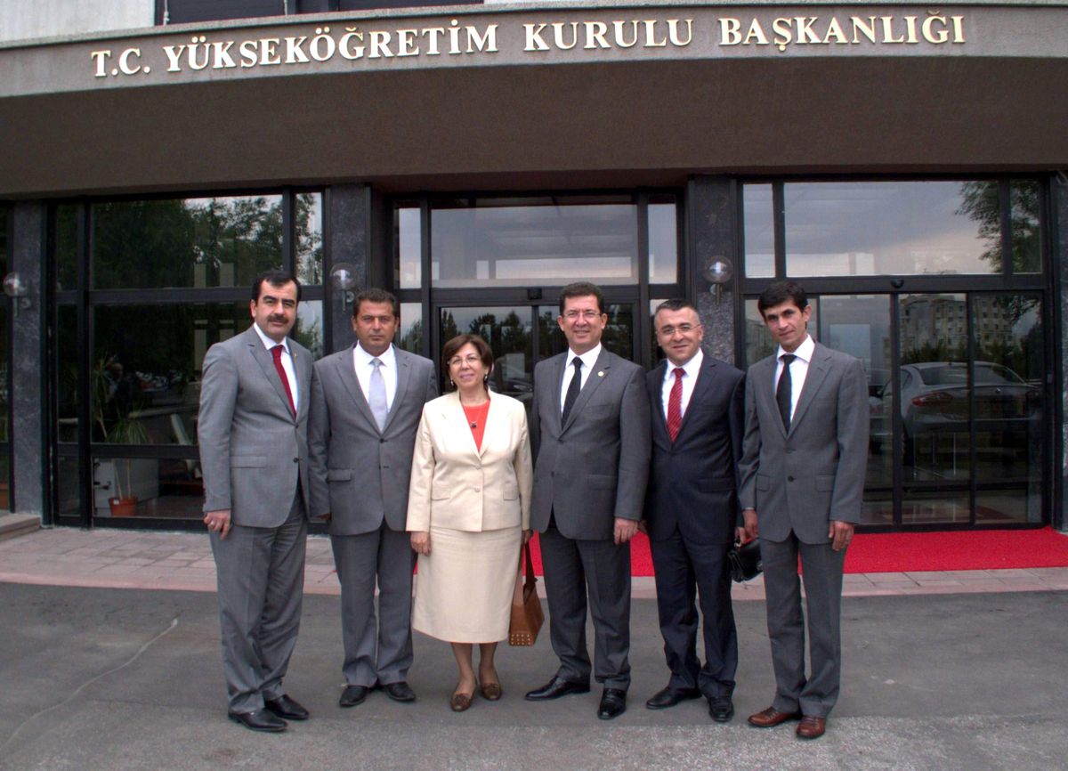 AK Parti'li Vekillerden Buharkent İçin YÖK Çıkartması