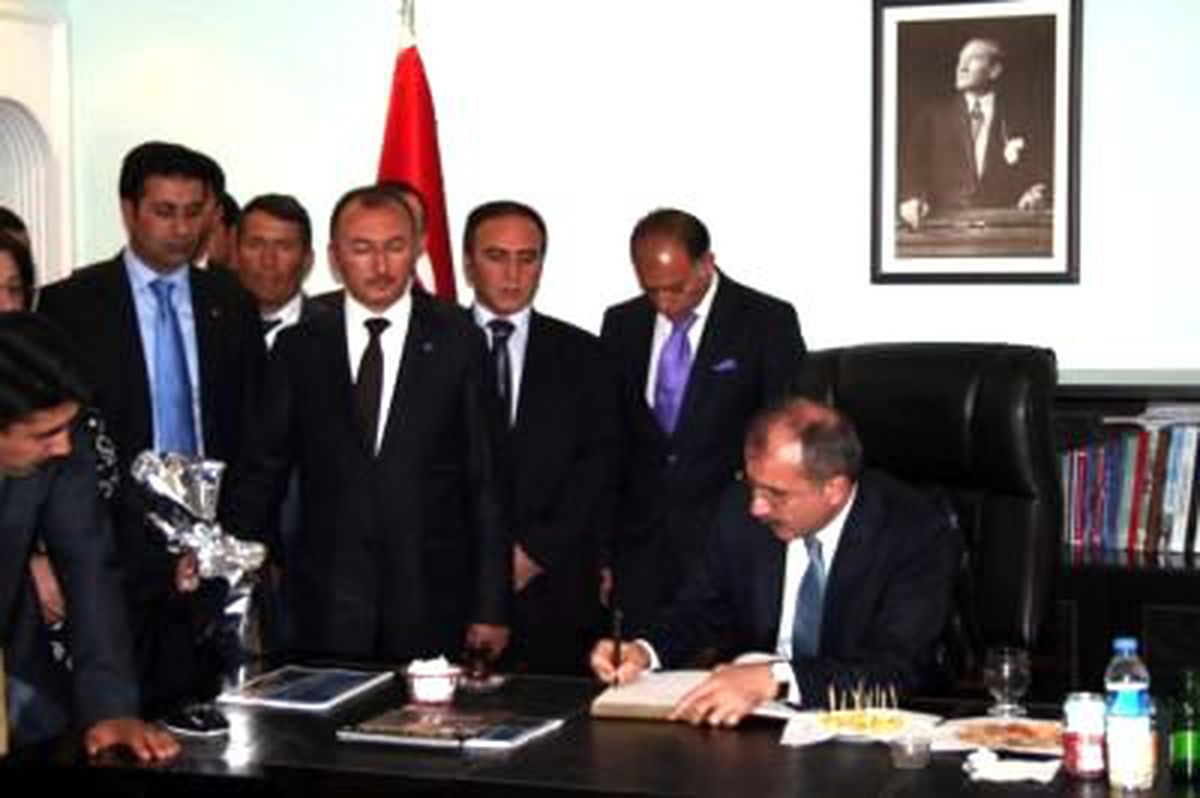 Bakan Dinçer, İktisadi ve İdari Bilimler Fakültesinin Temel Atma Törenine Katıldı