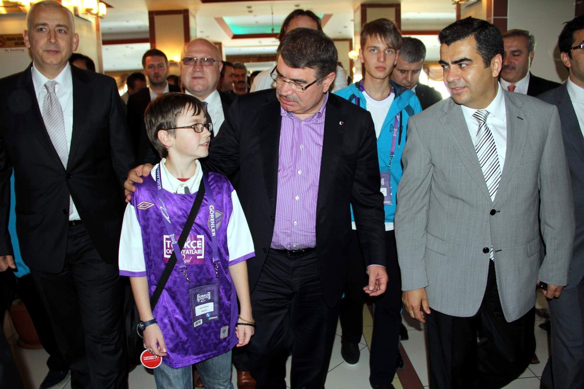 Bakan Şahin, Ordu\'da Olimpiyat Gençleriyle Bir Araya Geldi