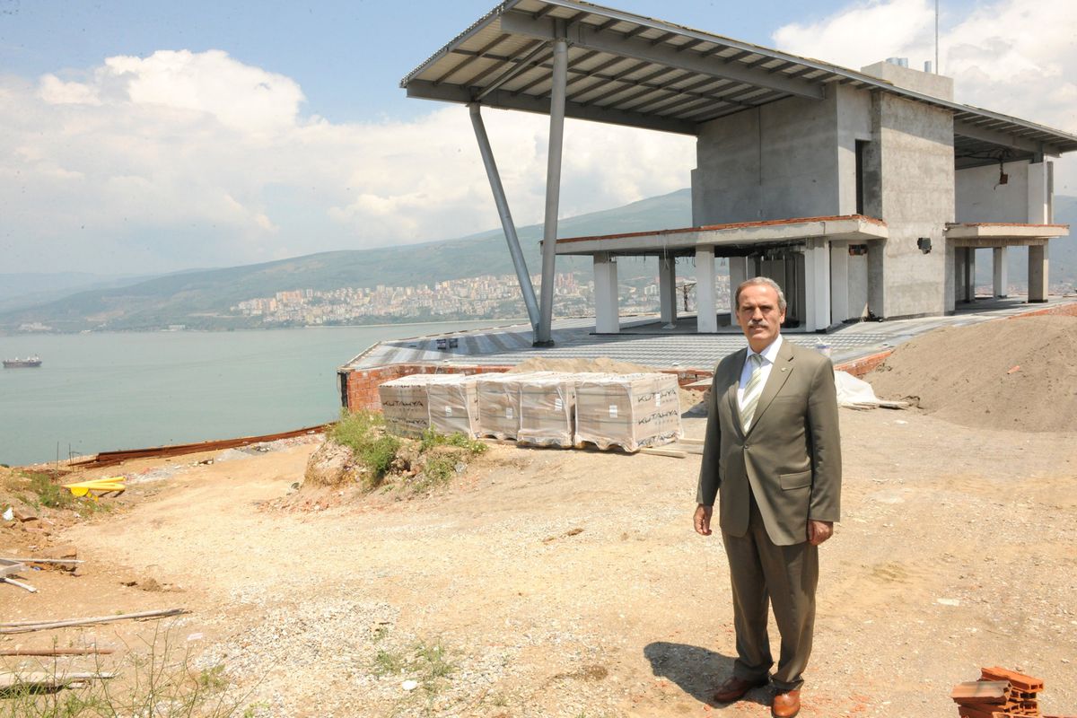 Deniz Manzaralı Sosyal Tesis