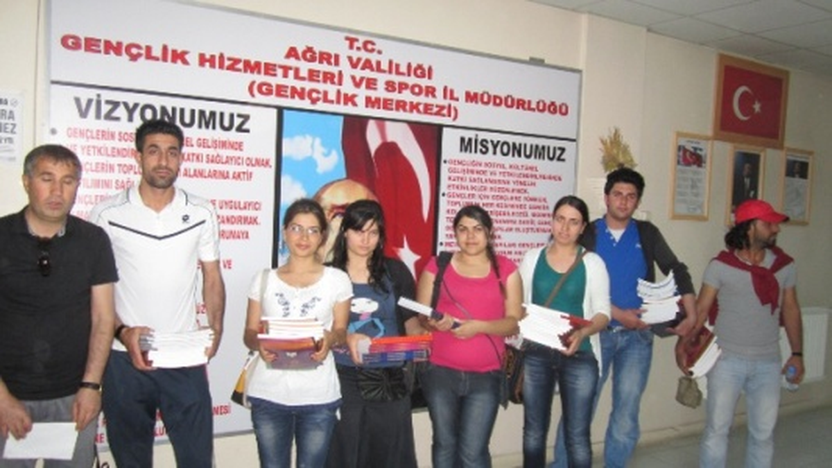 Gençlik Merkezinden Okuma Kampanyasına Tam Destek