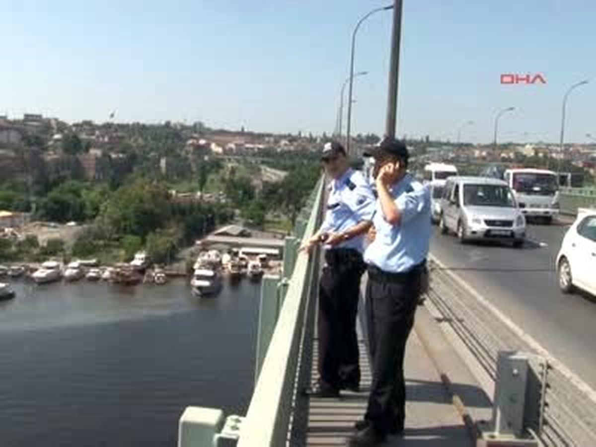 Haliç Köprüsü\'nde İntihar