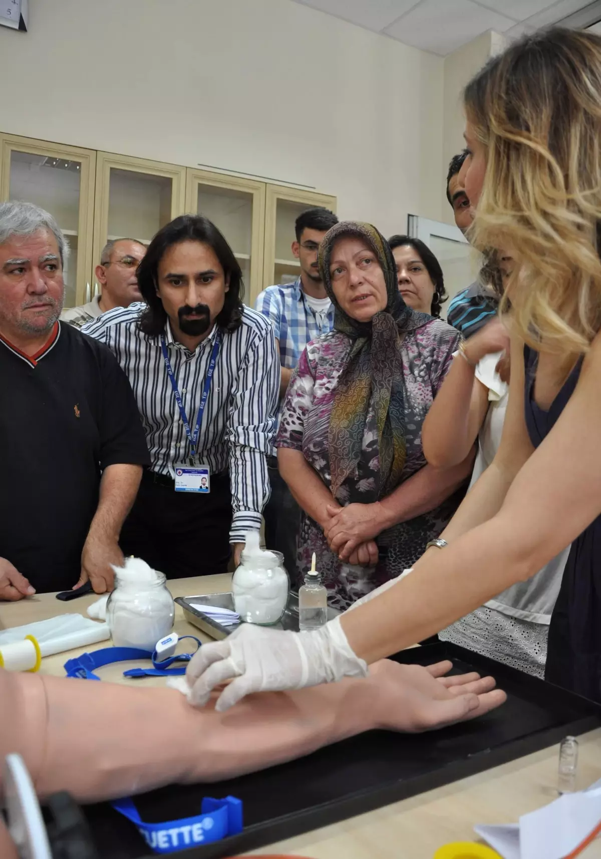 Hemofili Hastalarına Damar Yolu Girişi Eğitimi