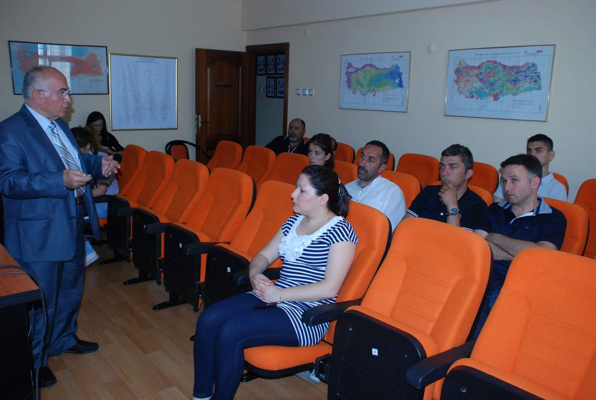 Jeofizik Mühendisleri Odası\'nda Deprem Semineri
