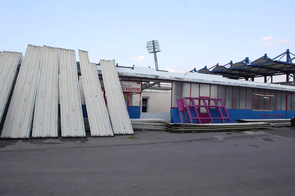 Karabük Stadyumunda Modernizasyon Çalışmaları Devam Ediyor