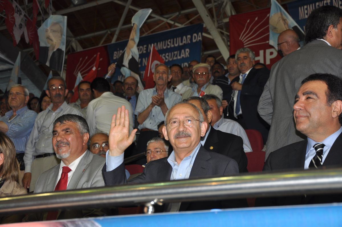 Kılıçdaroğlu Manisa\'da "Yeni Chp"Yi Anlattı