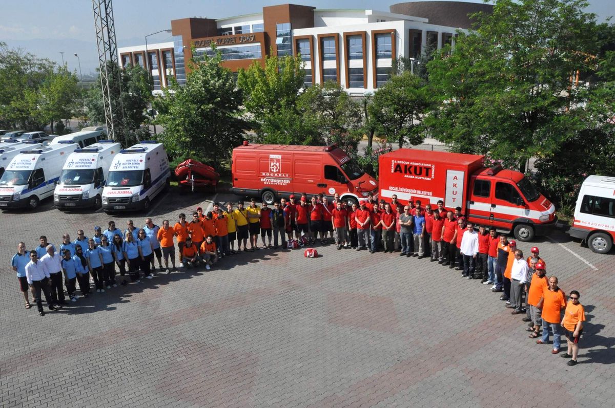 Kurtarma Timleri Görev Başında