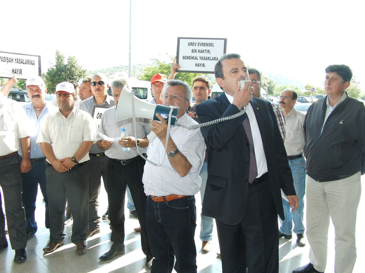 Milas-Bodrum Havalimanı\'nda Eylem
