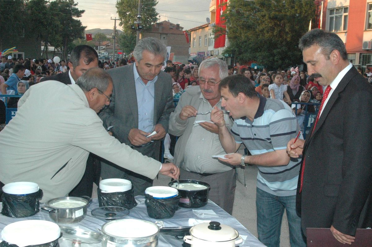 Petek Dinçöz\'den Kürtaj Meselesinde Başbakana Destek