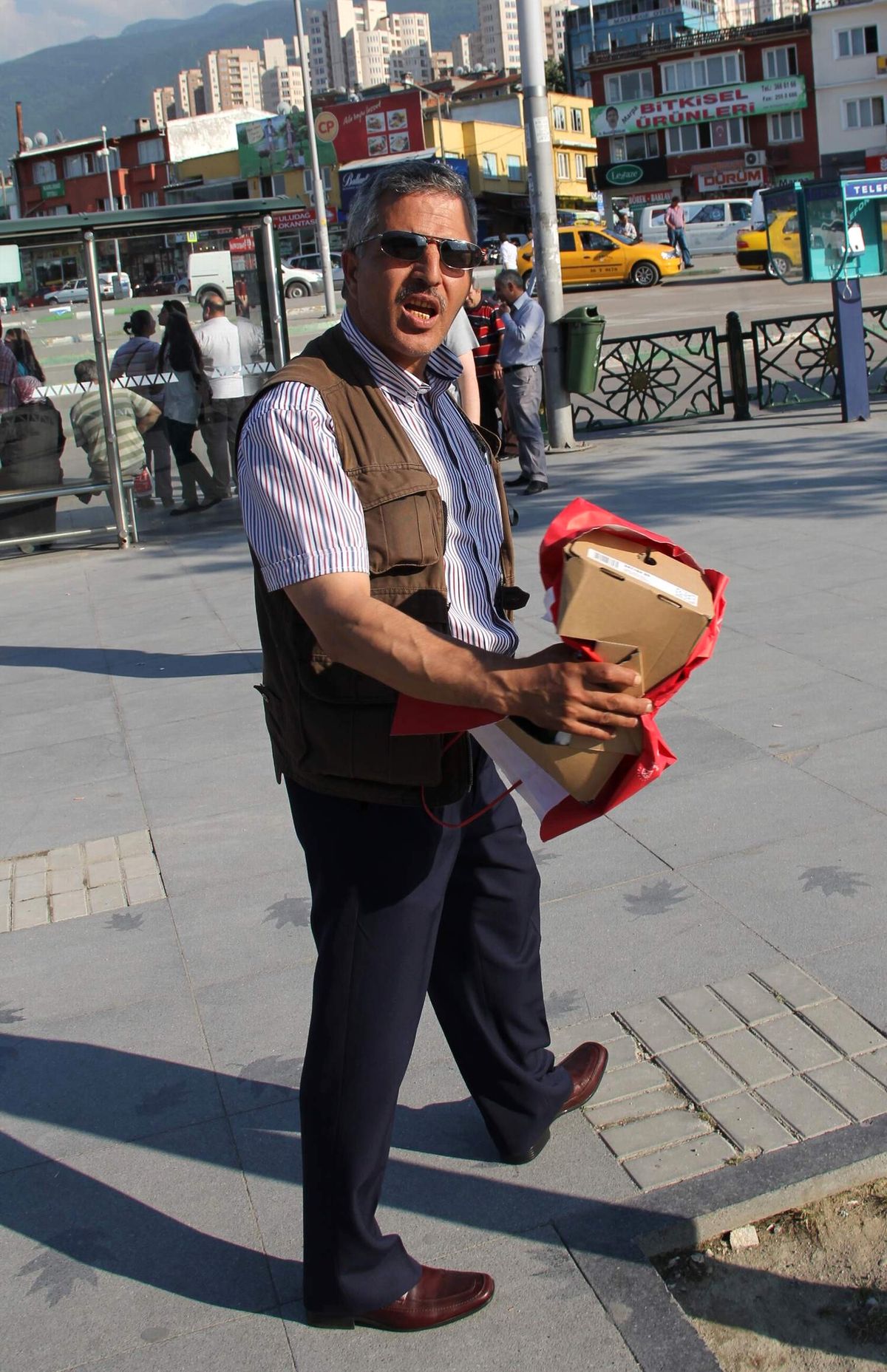 Polis Noktası Önüne Bırakılan Şüpheli Paket Korkuttu