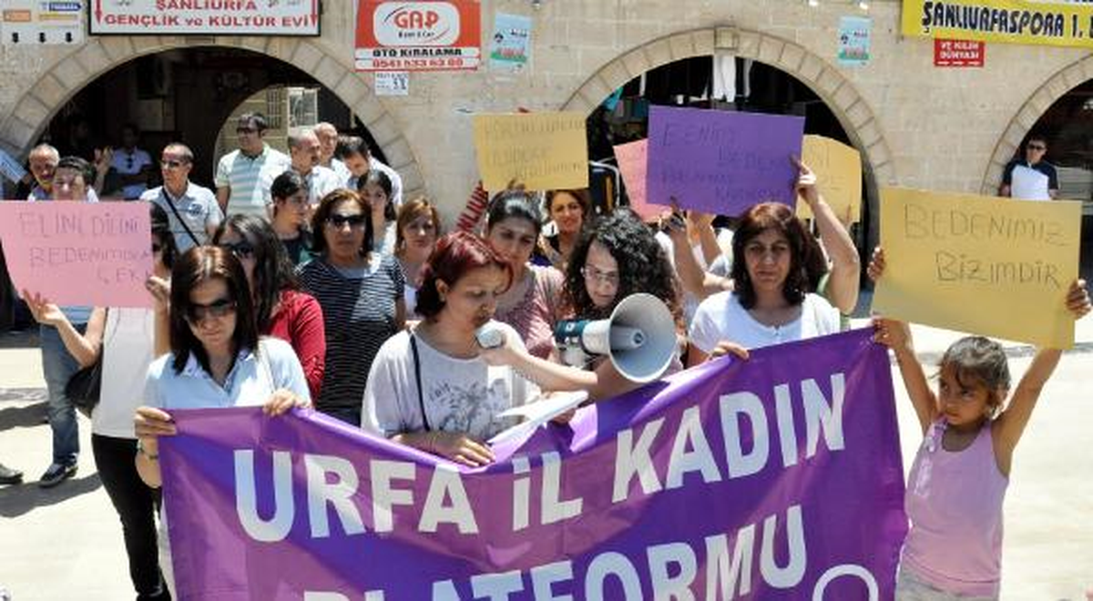 Şanlıurfa\'da Kadınlardan Kürtaj Eylemi
