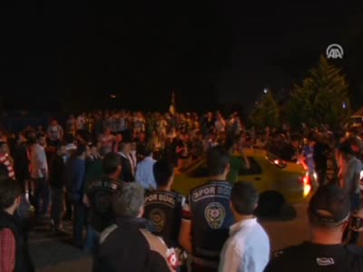 Taraftardan Protesto