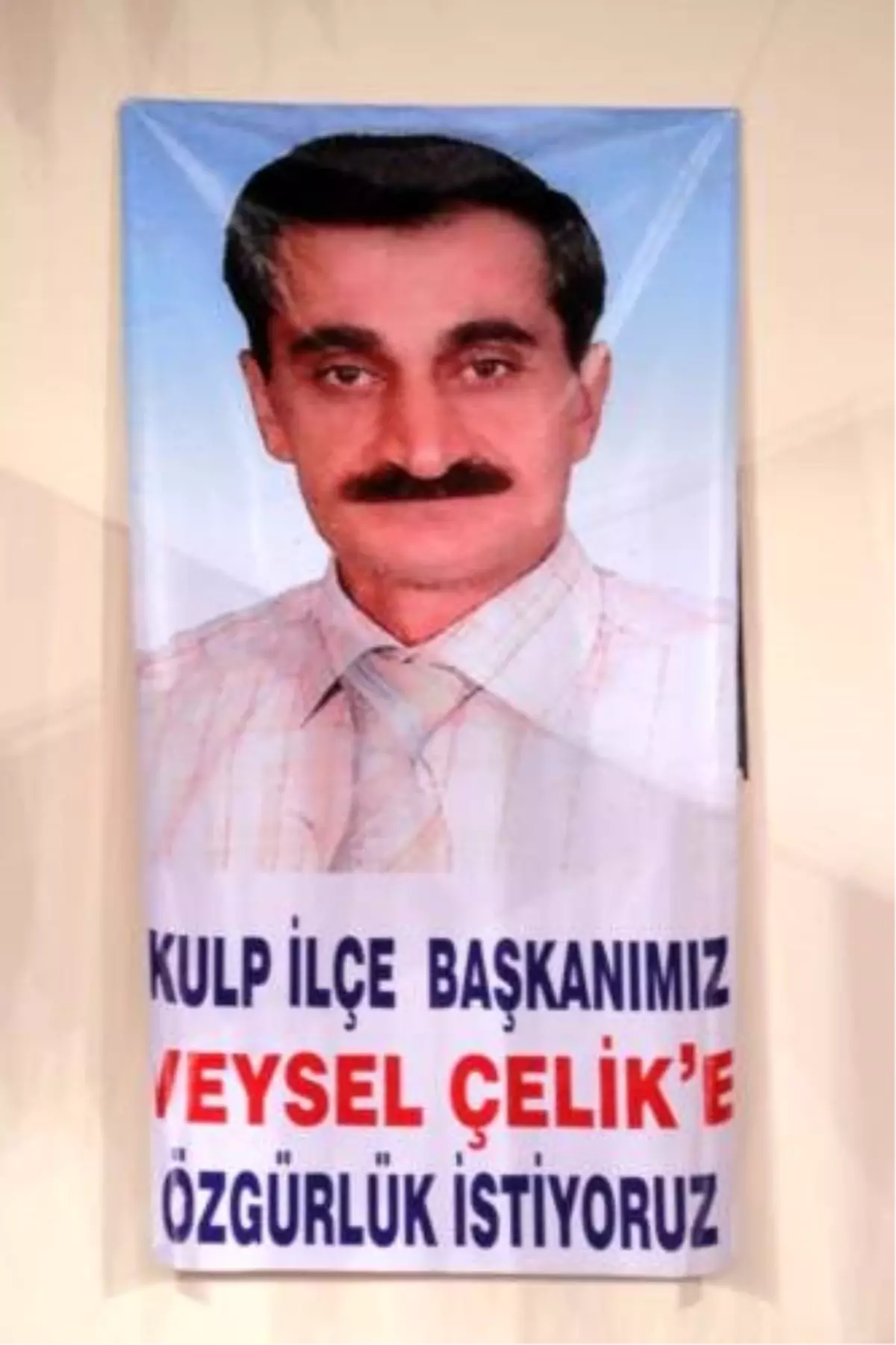 Teröristlerin Kaçırdığı Veysel Çelik İçin Başbakandan Yardım İstendi