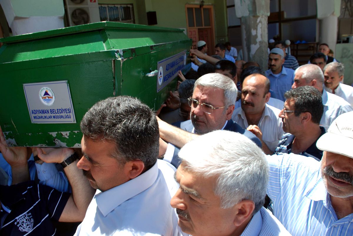 AK Parti Adıyaman Milletvekili Metiner\'in Acı Günü