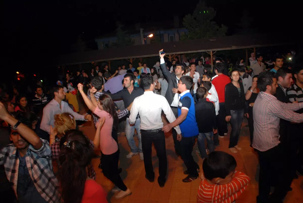 Besni\'de 2. Engelli ve Gençlik Şöleni