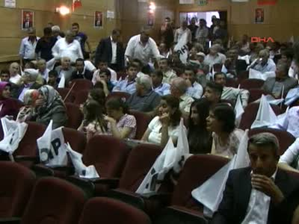 CHP Genel Başkan Yardımcısı Tanrıkulu, "Başbakan Mezar Siyaseti Yapıyor"