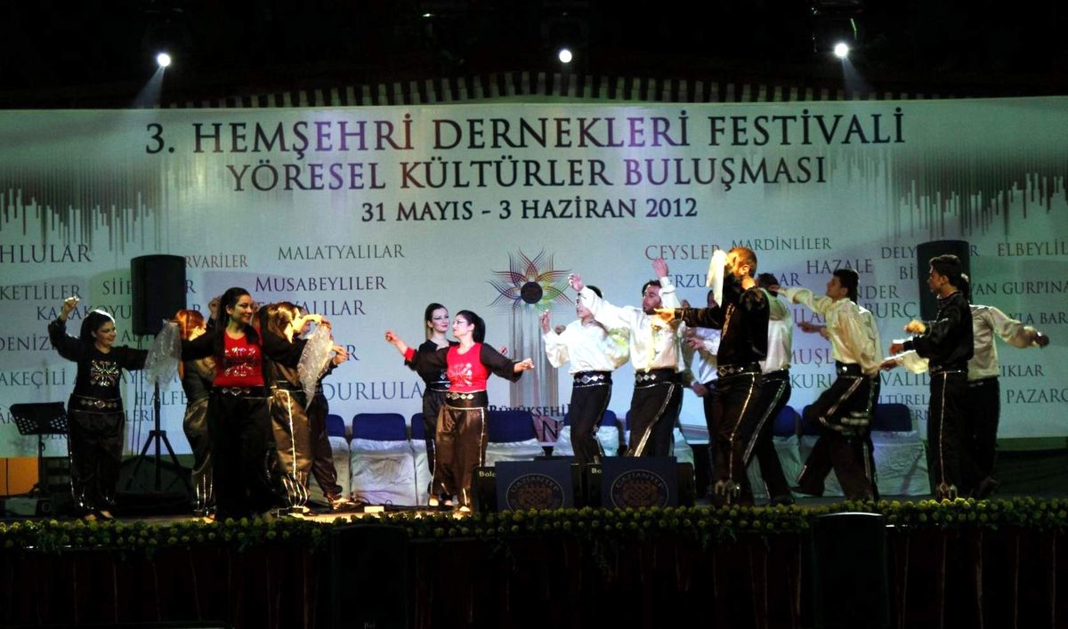 Festival Parkı Bayram Yerine Döndü