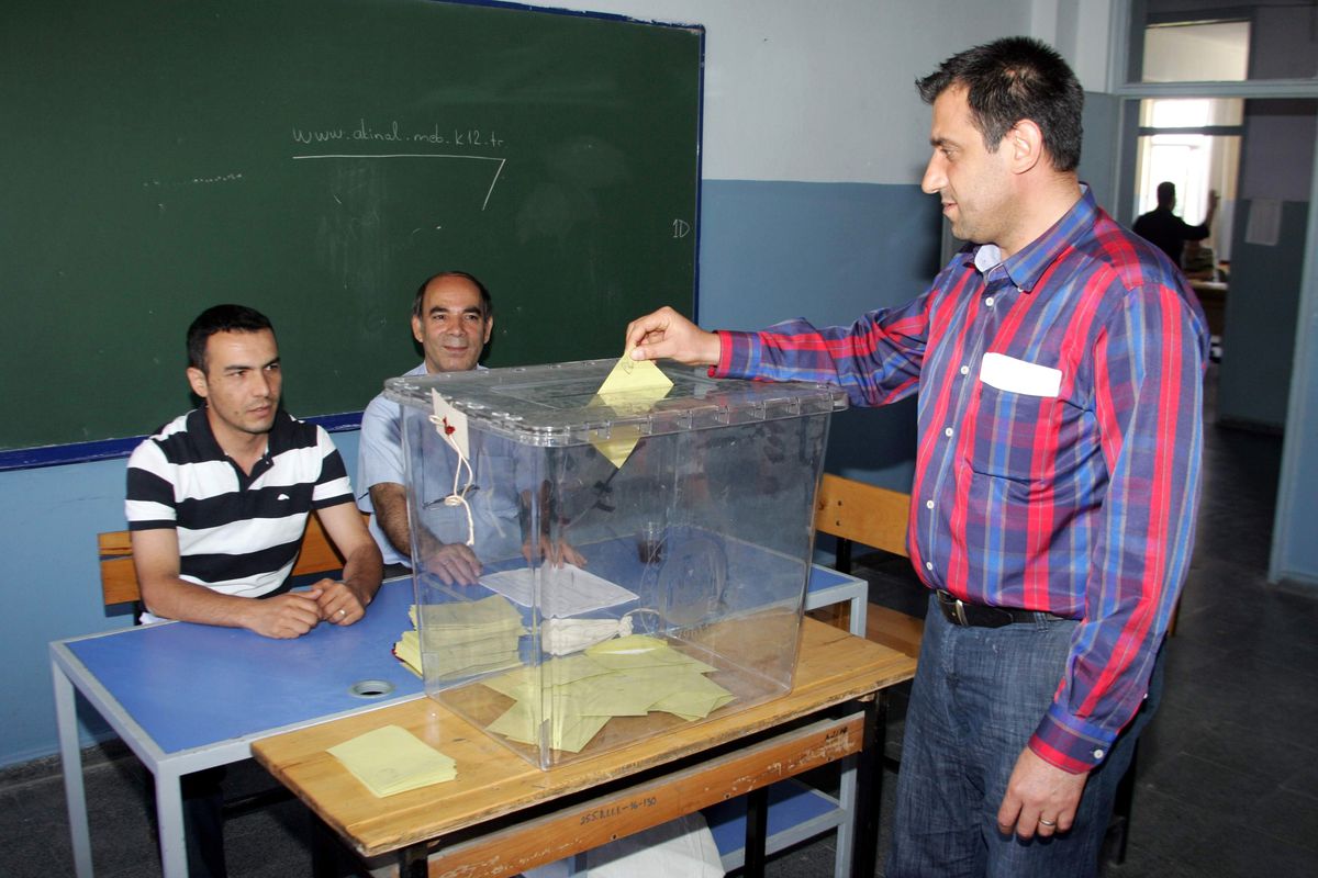 Gaziantep\'te Muhtarlık Seçimi İçin Sandık Başına Gidildi
