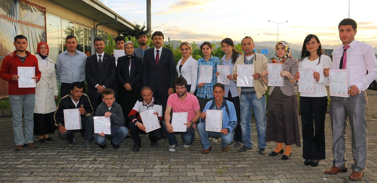 İşaret Dili ve Eğitimine Katılanlar Sertifika Aldı